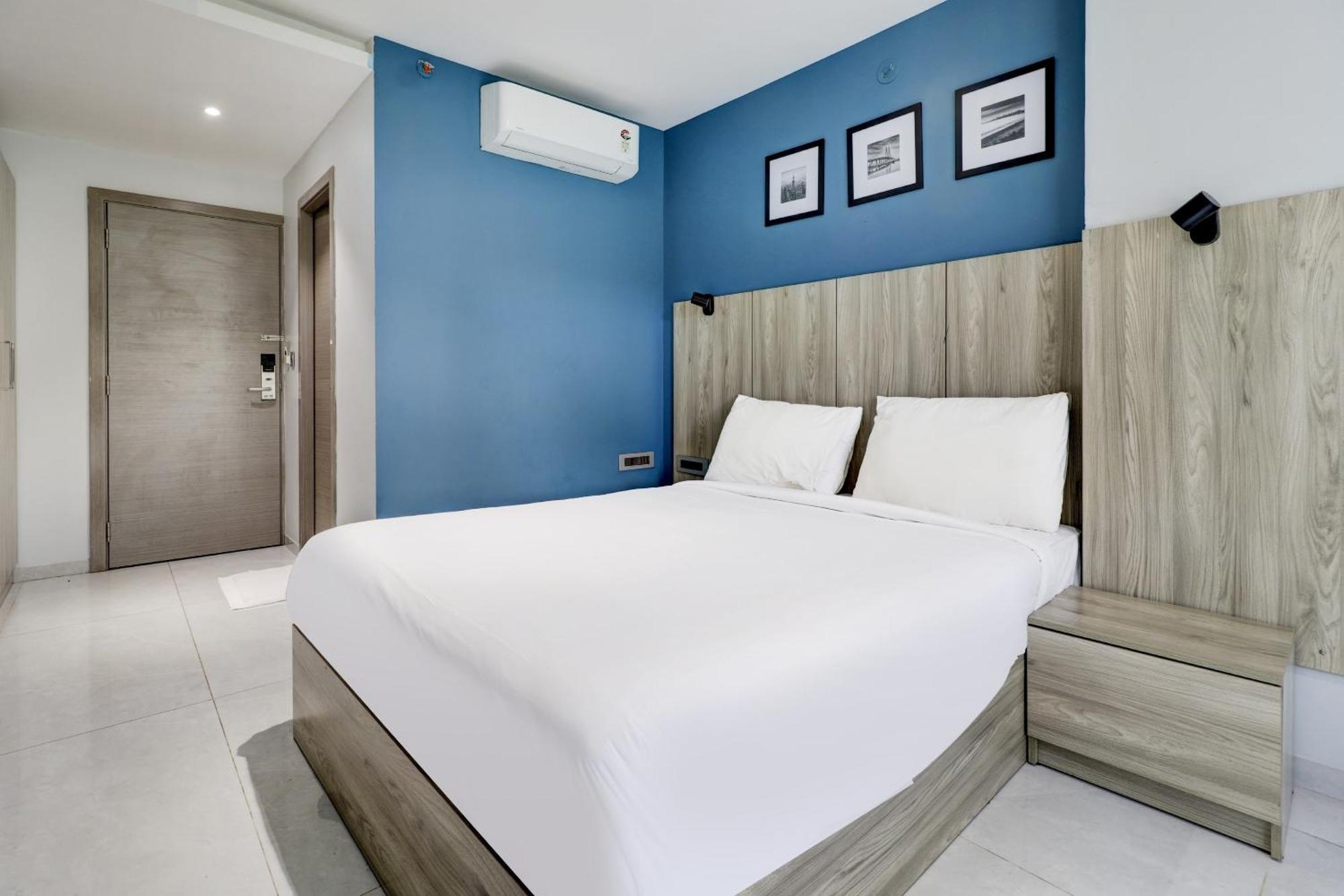 Super Sleek Townhouse Galexia Hotel And Resorts Bangalore Exterior photo