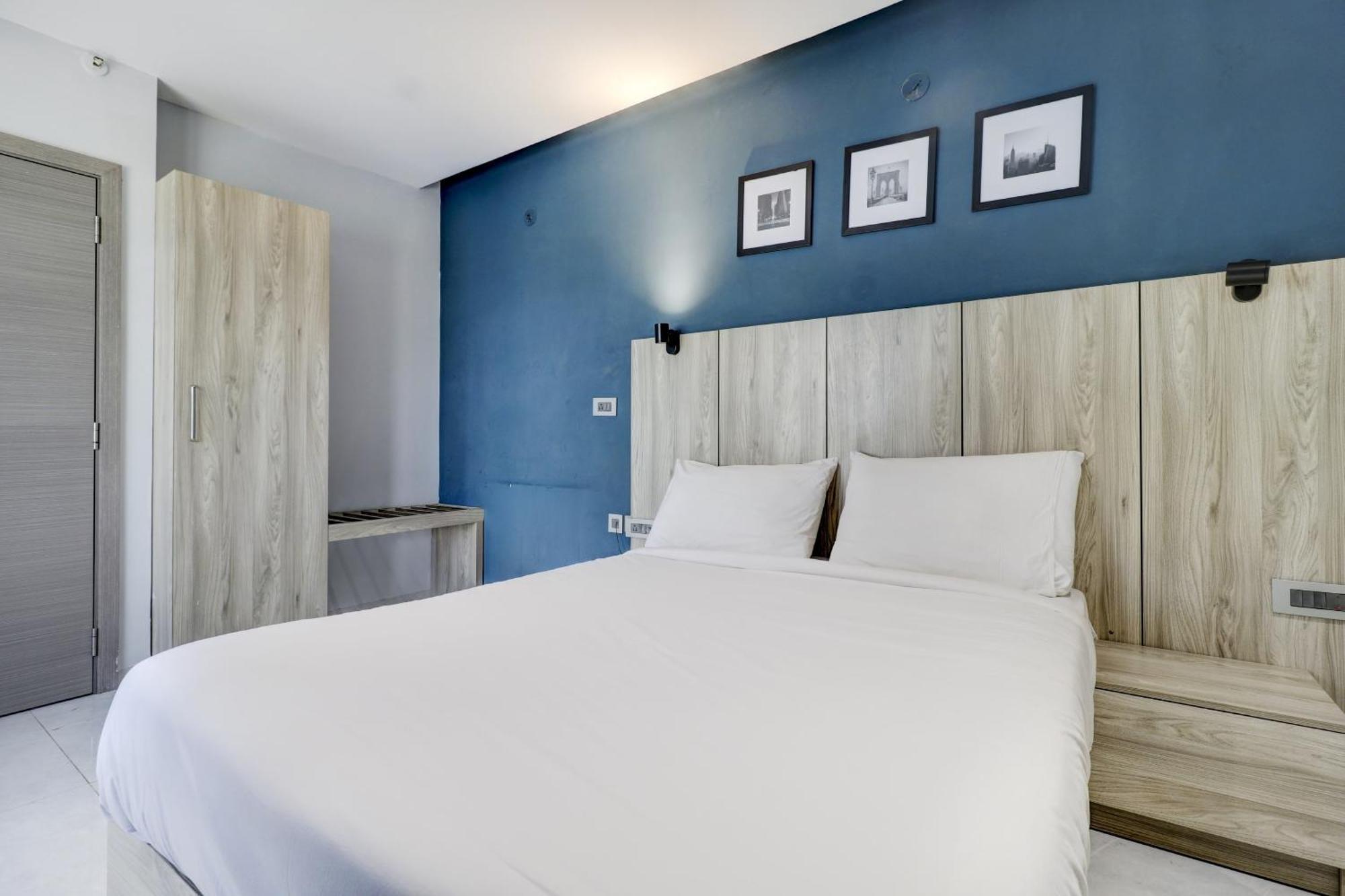Super Sleek Townhouse Galexia Hotel And Resorts Bangalore Exterior photo