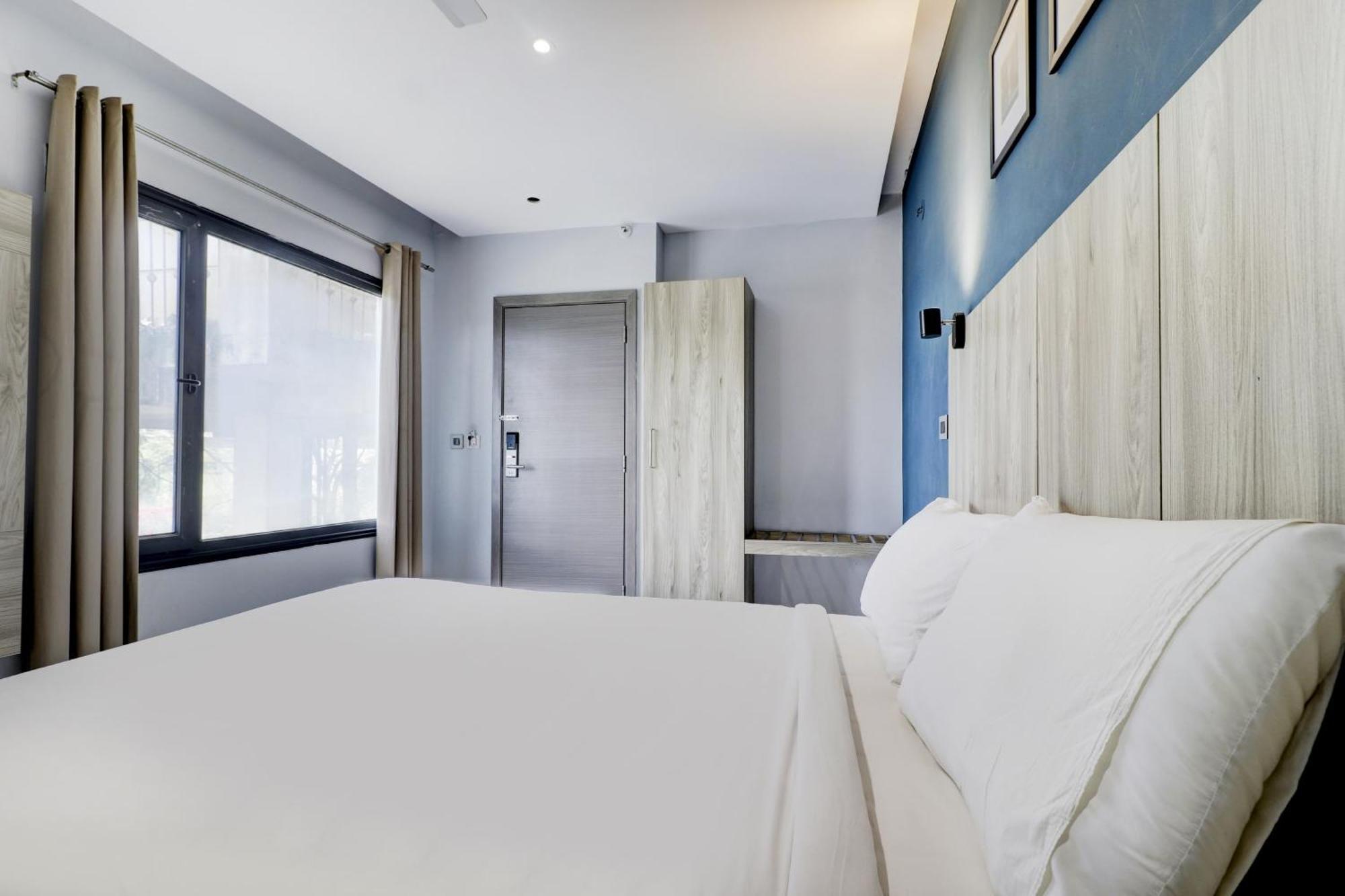 Super Sleek Townhouse Galexia Hotel And Resorts Bangalore Exterior photo